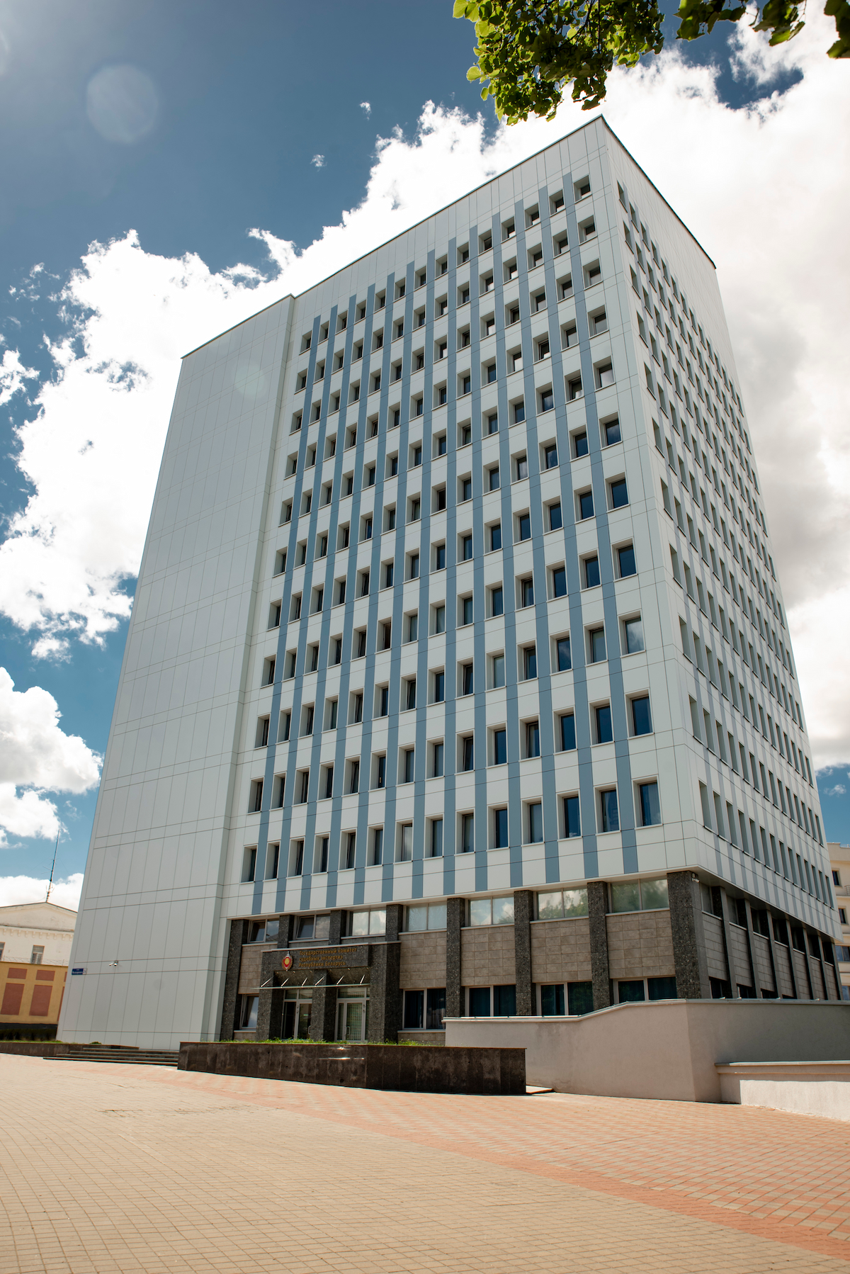 Модернизация фасадов здания комитета судебных экспертиз по ул. Володарского, 2А в г. Минске.